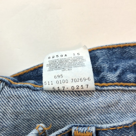 Vintage Levi's 517 Bootcut Made in USA Well Worn 34x33 - Picture 13 of 14